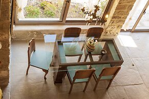 Villa Nefeli- Mounty Island Villas