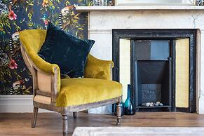 Stunning Flat Near the Beach & Trains