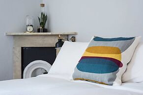 Stunning Flat Near the Beach & Trains