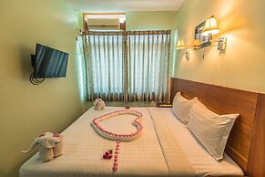 Hotel 8