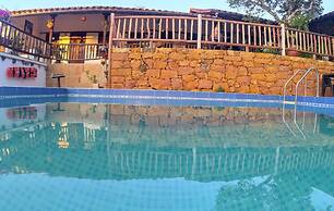 Hostal Santa Mónica