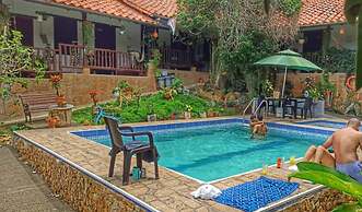 Hostal Santa Mónica