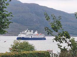 Lochview Guest House