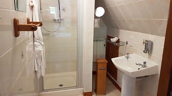 Lochview Guest House