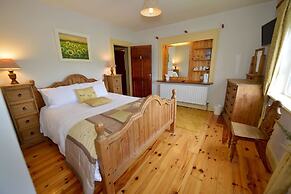 Dulrush Fishing Lodge and Guesthouse