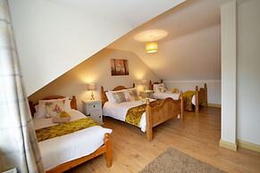 Dulrush Fishing Lodge and Guesthouse