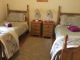 Dulrush Fishing Lodge and Guesthouse