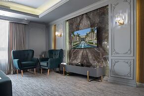 Triumph Luxury Hotel