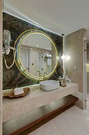 Triumph Luxury Hotel