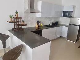 Relax waterfront serviced apartment