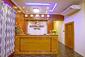 Moon Light Hotel
