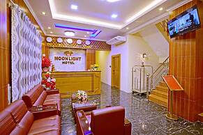 Moon Light Hotel