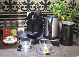 120 Rodionoff DOWNTOWN Hotel & Rooms - connection to Airport and Monde