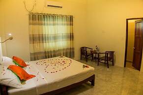 Golden Queen Guest House