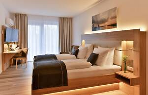 Four Stars by City Hotel