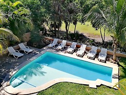 Villas Picalu Studios & Suites