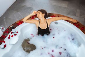 Hotel B Unique - Adults Only