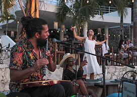 Hotel B Unique - Adults Only