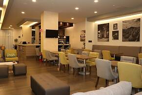 Hampton Inn & Suites by Hilton Puebla