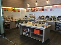 Hampton Inn & Suites by Hilton Puebla