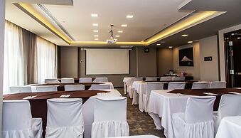 Hampton Inn & Suites by Hilton Puebla