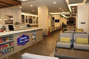 Hampton Inn & Suites by Hilton Puebla