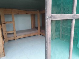 Hostel e Quarto Camping Bombinhas