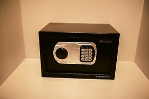 The Madeline Boutique Hotel & Suites