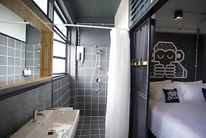 Blu Monkey Hub and Hotel Suratthani