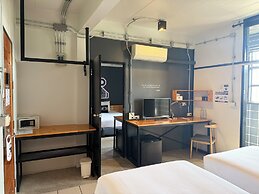Blu Monkey Hotel Suratthani