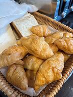 Blu Monkey Hub and Hotel Suratthani