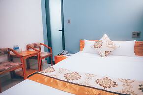 Hotel Tay Thi