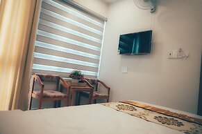 Hotel Tay Thi