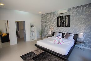 Blissful Tropical Stay at SeaLaVie Villa