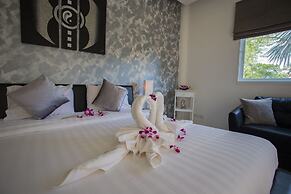 Blissful Tropical Stay at SeaLaVie Villa