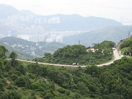YHA Sze Lok Yuen Tai Mo Shan Youth Hostel