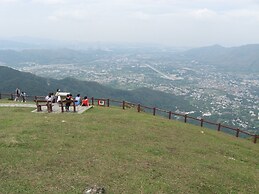 YHA Sze Lok Yuen Tai Mo Shan Youth Hostel