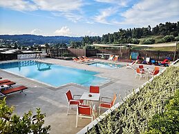 Aracelia Villas with private pools