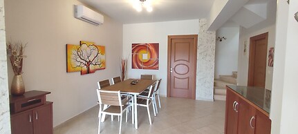 Aracelia Villas with private pools