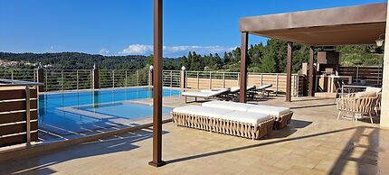 Aracelia Villas with private pools