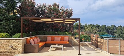 Aracelia Villas with private pools