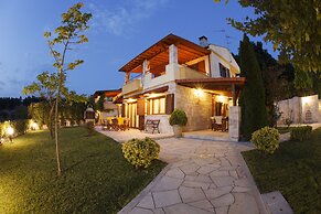 Aracelia Villas with private pools