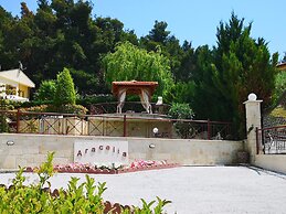 Aracelia Villas with private pools