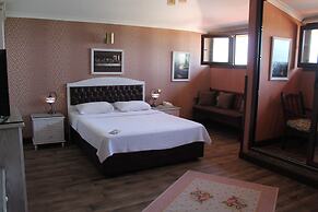 Bella View Art Boutique Hotel