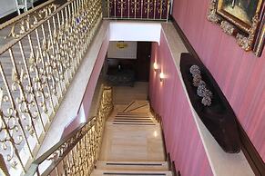 Bella View Art Boutique Hotel