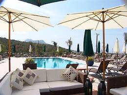 Bella View Art Boutique Hotel