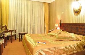 Bella View Art Boutique Hotel