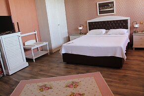 Bella View Art Boutique Hotel