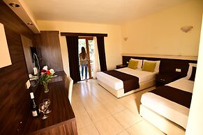 Club Simena Hotel