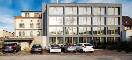 ALTES SPITAL Hotel Café Bar Restaurant